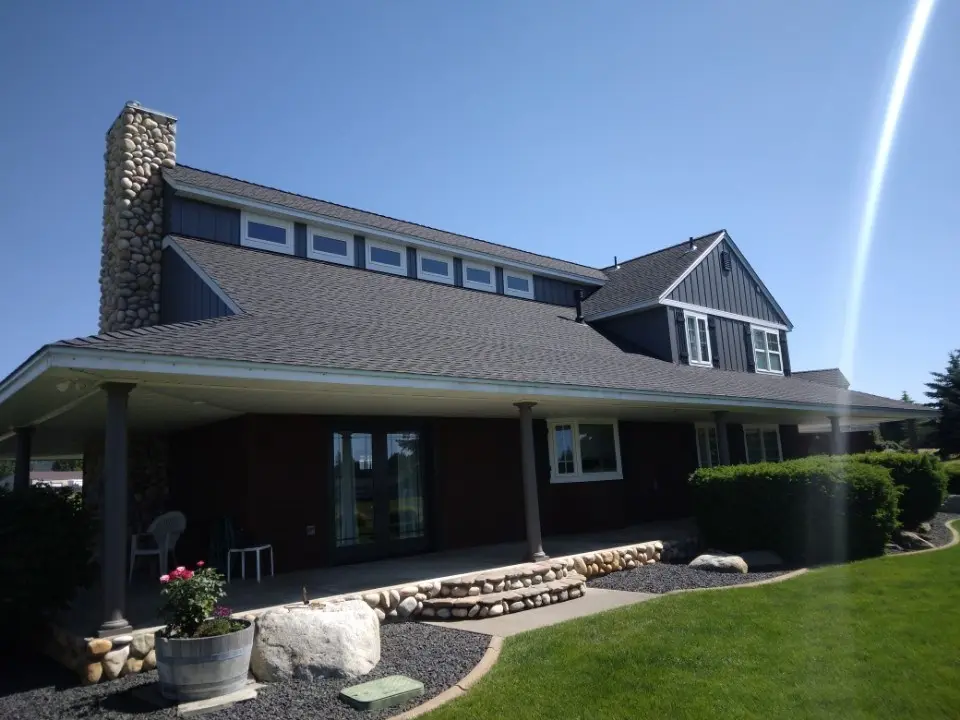 Quality roof installed by DG Contracting